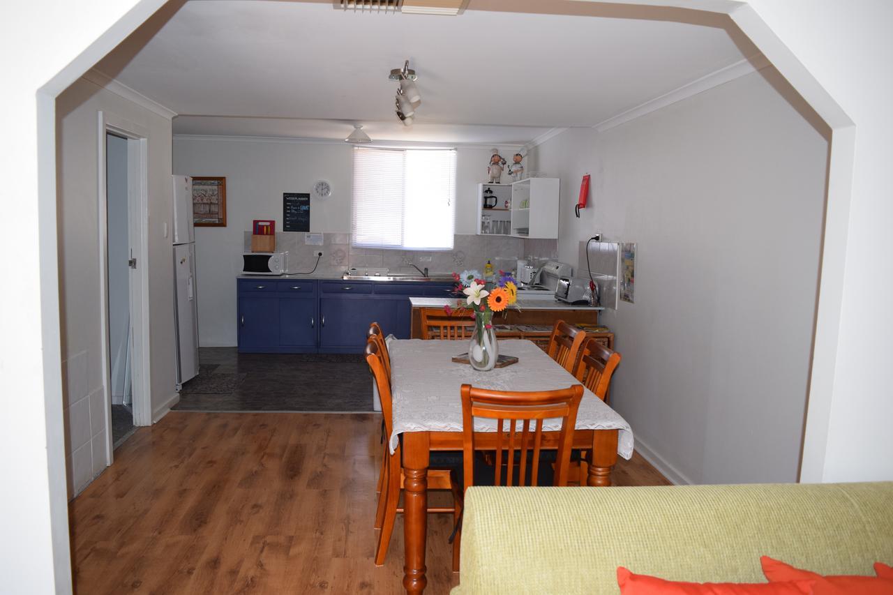 Aly'S Cottage Broken Hill Ngoại thất bức ảnh